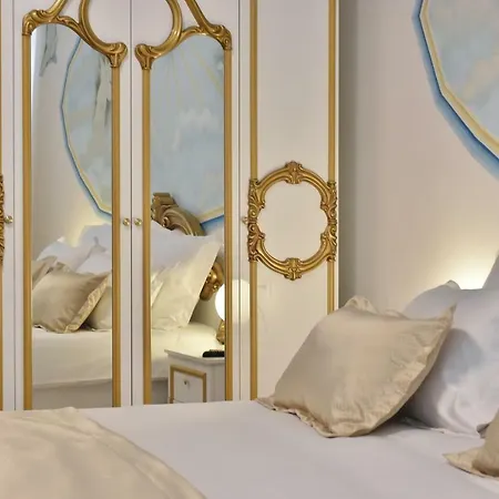 Old Town Jacuzzi Guest house 4*